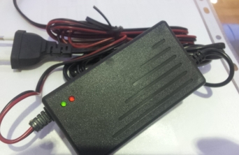 Akü Şarj Adaptörü